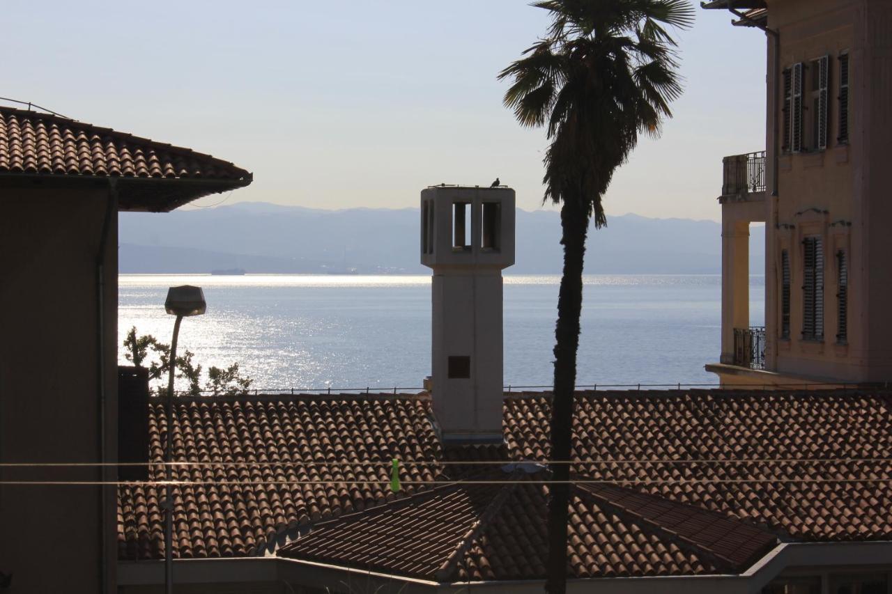 Apartments With A Parking Space Lovran, Opatija - 7705 Esterno foto